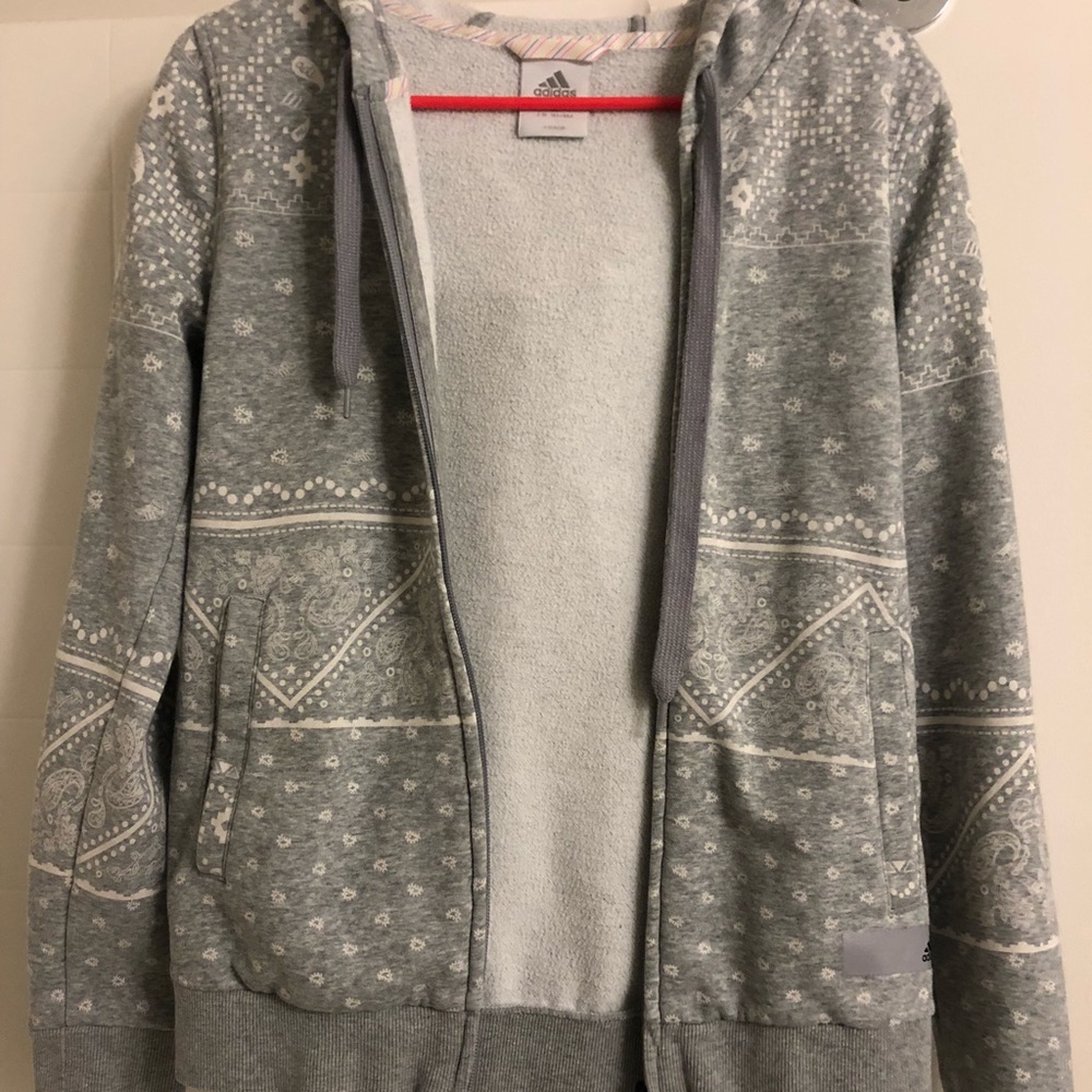 Adidas Sweatshirt